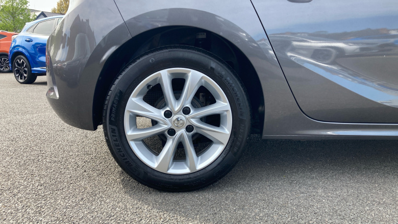 Vauxhall Corsa 1.2 SE 5dr Petrol Hatchback